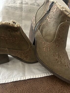 naughty monkey brown tan Embroidered Ankle Heeled Boots